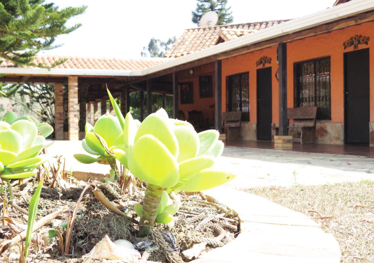 Hotel Cristo Rey Campestre Los Santos  Exteriör bild